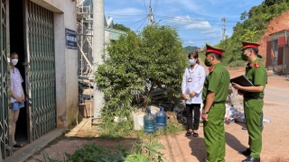 Công an xã chính quy phát huy vai trò phòng, chống dịch COVID-19 tại cơ sở