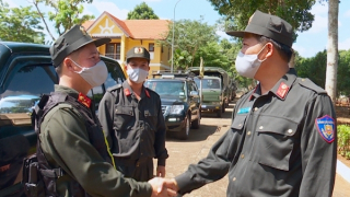 Tiếp tục tăng cường hơn 300 Cảnh sát cơ động tại các chốt cửa ngõ TP Hồ Chí Minh