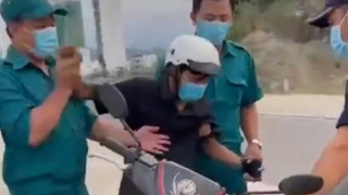 Phó Chủ tịch phường nói “bánh mì không phải là hàng thiết yếu” đã được cho thôi việc