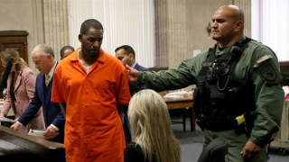 Hồ sơ bê bối của “ông Vua nhạc R&B” nước Mỹ