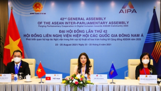 Thông qua Báo cáo tài chính, tăng lương cho cán bộ Ban Thư ký AIPA