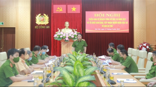 Phát huy tối đa trách nhiệm trước Đảng, Nhà nước, nhân dân, đảm bảo người được đặc xá về đến nhà an toàn