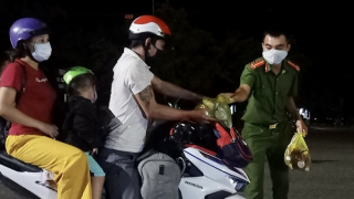 Đảm bảo việc học cho hàng ngàn học sinh về từ vùng có dịch