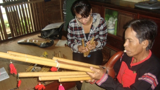 Bước chân trần Ban Mê