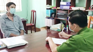 Đang uống thuốc cai nghiện, 2 đối tượng rủ nhau đi mua ma tuý sử dụng