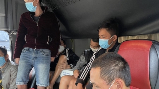 Mua ma tuý qua mạng xã hội, 7 tài xế rủ nhau lên cabin sử dụng