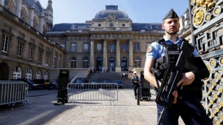 Pháp huy động 1.000 cảnh sát bảo vệ "phiên xét xử chưa từng có trong lịch sử"