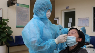 11 tỉnh,  thành phố hỗ trợ Hà Nội  trong công tác xét nghiệm, tiêm chủng