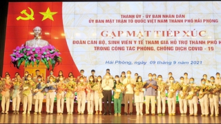 200 cán bộ, sinh viên y tế Hải Phòng hỗ trợ Hà Nội chống dịch