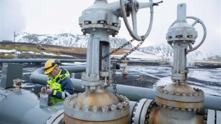 Vận hành nhà máy "biến CO2 thành đá" lớn nhất thế giới