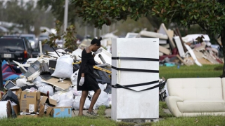 10 ngày sau bão, thành phố ở Mỹ mới có điện trở lại