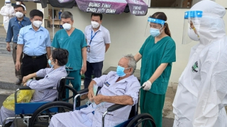 Ngày thứ hai liên tiếp Việt Nam có số người khỏi bệnh nhiều hơn ca mắc mới