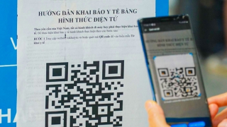 100% điểm bán hàng thiết yếu phải quét mã QR code khi khách đến mua sắm