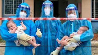 2 trẻ bị bỏ rơi tại bệnh viện bị nhiễm COVID-19