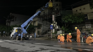 Bão số 5 gây sự cố mất điện 4.372 trạm biến áp khu vực miền Trung và Tây Nguyên