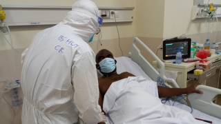 Cảm ơn các y, bác sĩ Việt Nam đã hồi sinh cuộc đời tôi