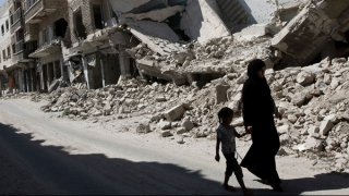 Sau 10 năm chiến tranh, thường dân Syria vẫn khốn khổ trong cảnh bị vây hãm