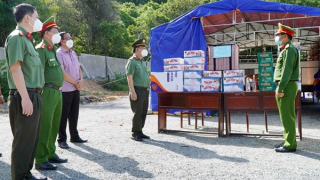 Giám đốc Công an tỉnh Kiên Giang kiểm tra công tác tại các chốt phòng, chống dịch trên địa bàn biên giới
