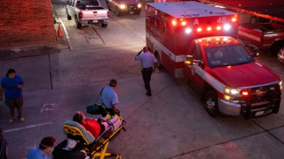 Delta hoành hành, số ca tử vong vì COVID-19 tại Mỹ tăng cao