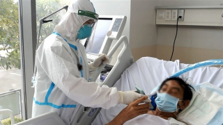 Cần tăng cường trị liệu tâm lý, tinh thần cho bệnh nhân COVID-19