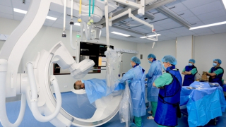 Bệnh viện Trung ương Huế vận hành hệ thống DSA để cứu sống bệnh nhân đột quỵ, tim mạch