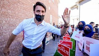 Thế khó của ông Trudeau