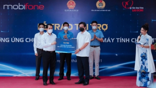 MobiFone tiếp tục tài trợ 200.000 tài khoản học tập và truy cập internet