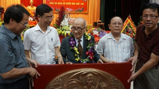 Giáo sư Vũ Khiêu đã đi vào cõi vĩnh hằng