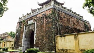 Trầm tích Thăng Long long lanh như xá lợi Phật