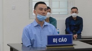 Vì nhát dao giải tỏa bức xúc trong chốc lát, lĩnh 7 năm 6 tháng tù