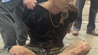 Sắm 2 súng quân dụng, nuôi "gia nhân" để buôn ma túy