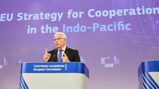 Liên minh châu Âu:  Tìm chỗ đứng trên điểm nóng