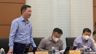 "Loạn" giá kit xét nghiệm COVID - vai trò "Tư lệnh" điều hành ở đâu?