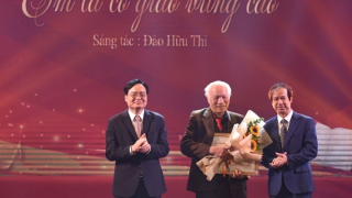 Trao giải cuộc thi "Sáng tác ca khúc về thầy cô và mái trường"