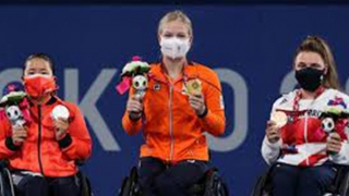 Vận động viên khuyết tật đầu tiên đoạt giải Grand Slam vàng