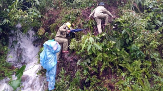 Sạt lở đường, gần 500 hộ dân vùng núi bị cô lập