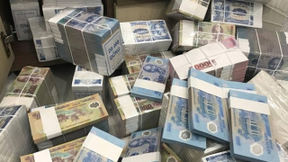 Lừa đổi tiền mới, nhân viên ngân hàng chiếm đoạt hơn 4,3 tỷ đồng