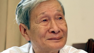 Nhà văn Nguyễn Xuân Khánh: "Với những nhà văn lớn, không gì có thể cản trở được ngòi bút của họ"