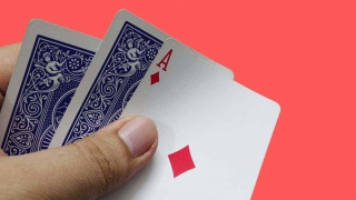 Phá sòng bạc “quý bà” quy mô lớn