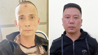 Dùng kim tiêm đâm nhân viên ngân hàng để đòi nợ