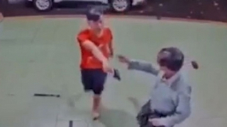 Tạm đình chỉ công tác đại úy dùng súng bắn hơi cay đe dọa nhân viên y tế