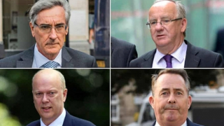 Anh: Khi các ông nghị “chân trong, chân ngoài”