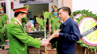 Trung tá Cảnh sát bảo vệ hy sinh khi truy bắt trại viên bỏ trốn