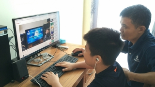 Học trực tuyến: Đồng hành cùng con “nhàn tênh” mà hiệu quả