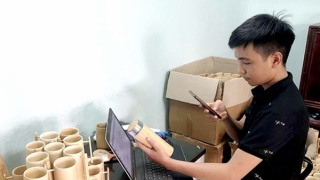 Làm sao để không “tiền mất tật mang” khi mua sắm online?