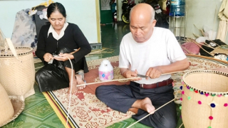 Về Pré nhớ chiếc gùi người Chu Ru