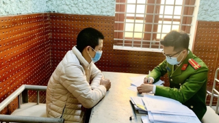 Làm giả giấy xét nghiệm COVID - 19, hai đối tượng bị khởi tố