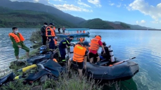 Cảnh báo từ những vụ lật ghe, chìm đò thương tâm