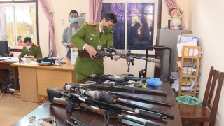 Triệt phá ổ nhóm buôn bán súng đạn liên tỉnh