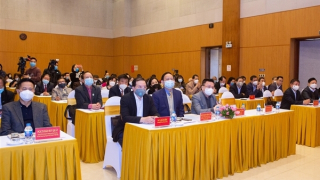 Kho chất liệu phong phú, văn nghệ sĩ cần dấn thân, khơi nguồn